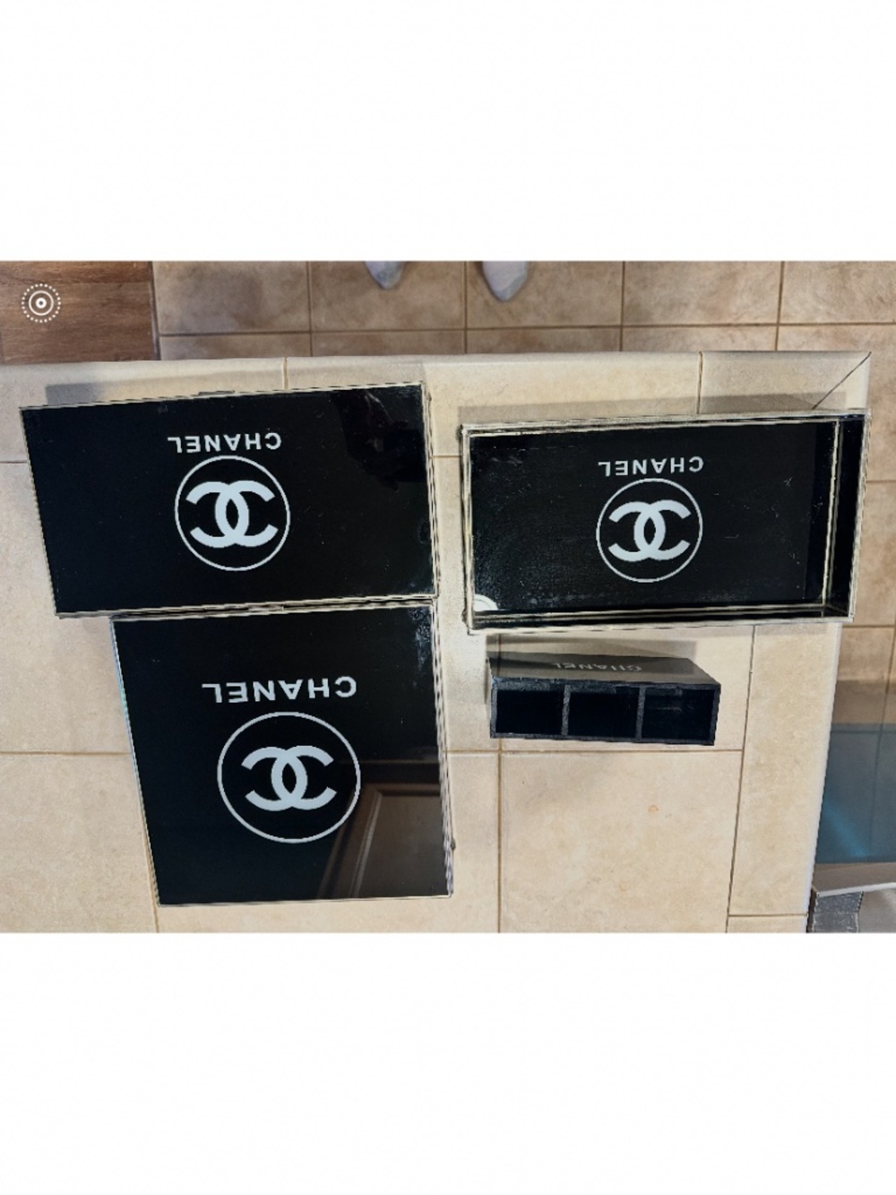 Channel make-up/accent boxes